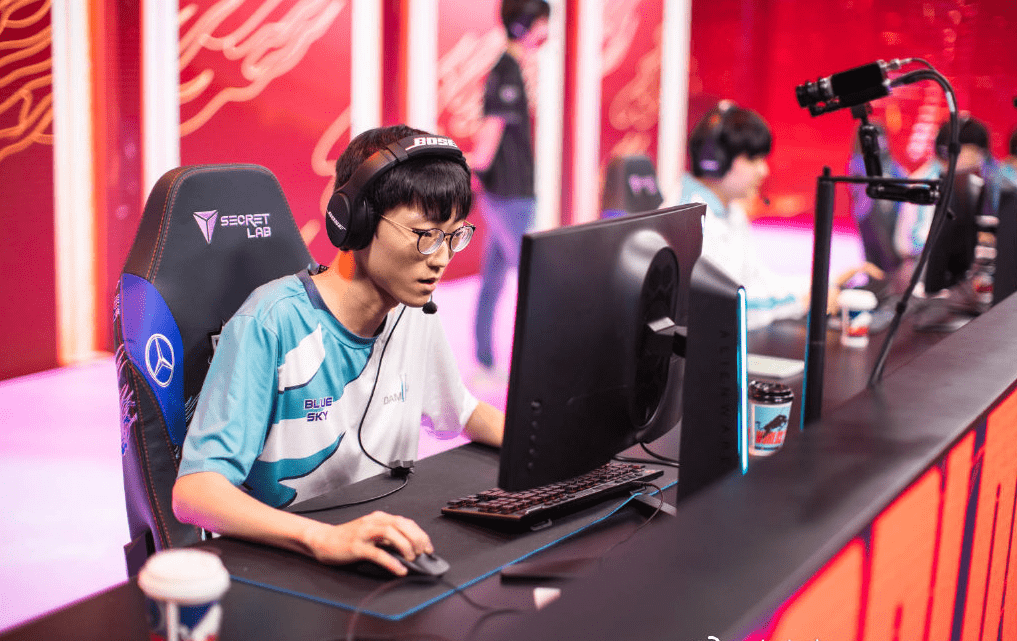 Kaiyun- blackveilbride完整歌词 