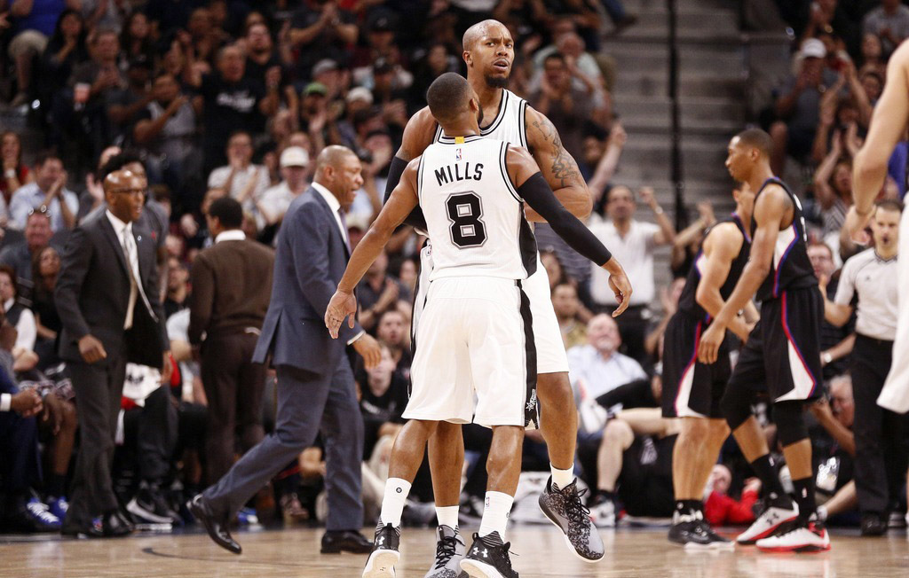 开云-蒂姆连续十场比赛得分超过关键助攻，快船挑战极限！的简单介绍